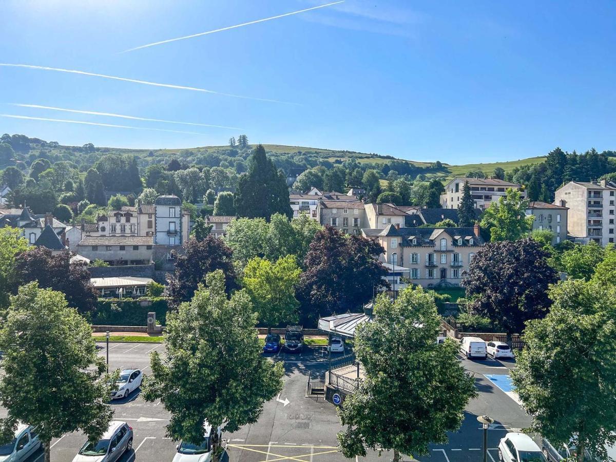 Le Frere Charmes Apartment Aurillac Bagian luar foto