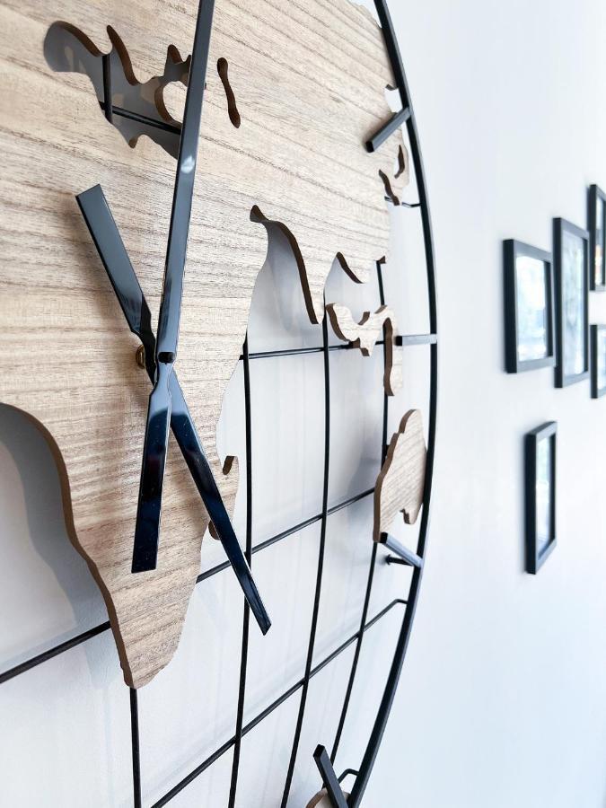 Le Frere Charmes Apartment Aurillac Bagian luar foto